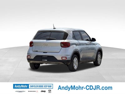 2023 Hyundai Venue SE