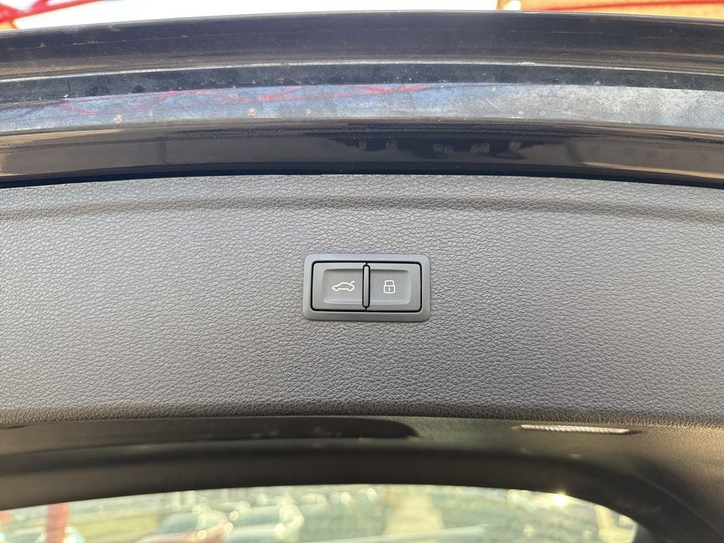 2024 Audi Q5 45 S line Premium quattro