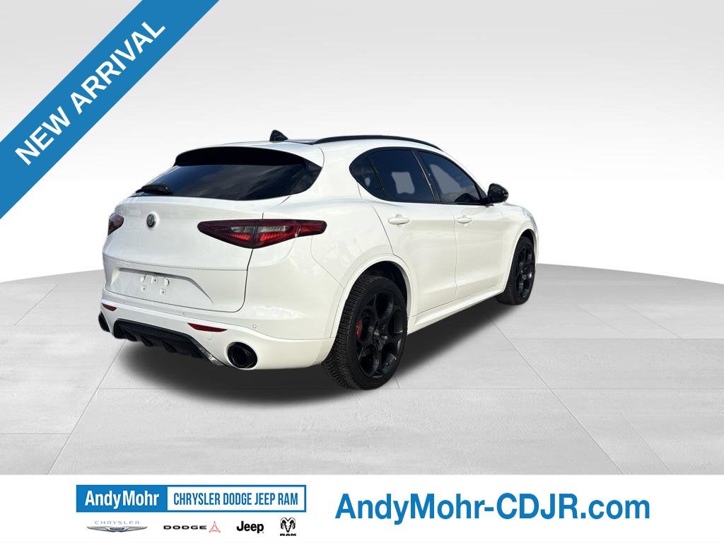 2023 Alfa Romeo Stelvio Veloce