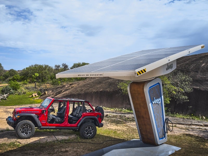 Electric and Hybrid Vehicle Reviews